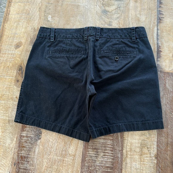 J crew 100% cotton chino shorts. Black. Size 4. - Picture 3 of 6